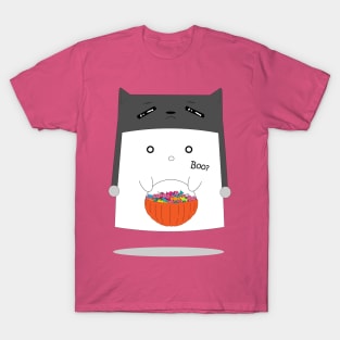 The ghost in the cat's cap T-Shirt